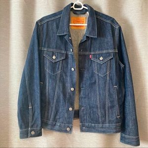 Like New Levi’s Strauss Denim Trucker Jacket in Small